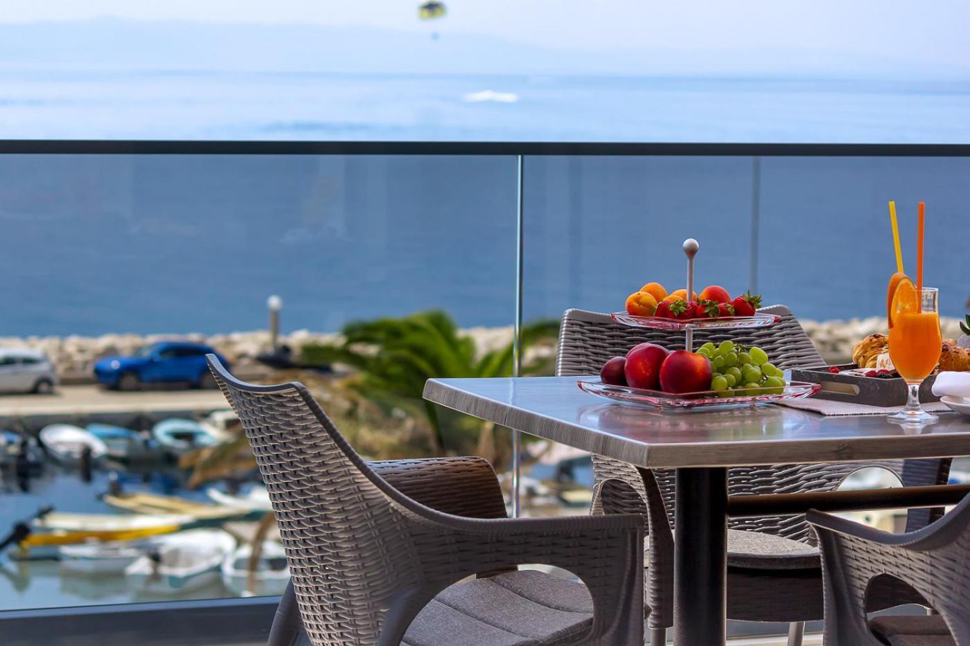 Apartments Riva Тучепи Экстерьер фото